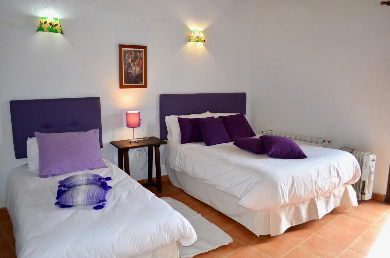 Hotel Restaurante Bandolero Juzcar Luaran gambar