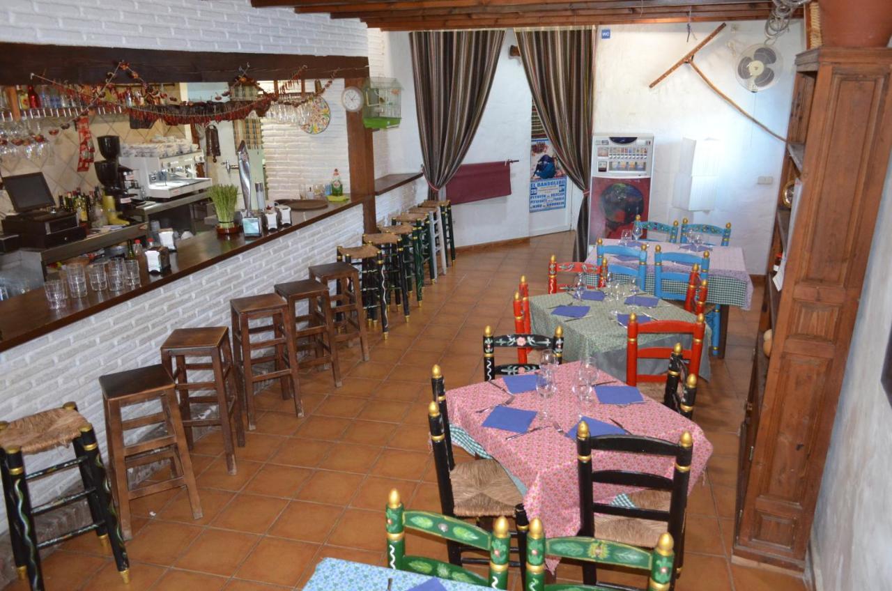 Hotel Restaurante Bandolero Juzcar Luaran gambar